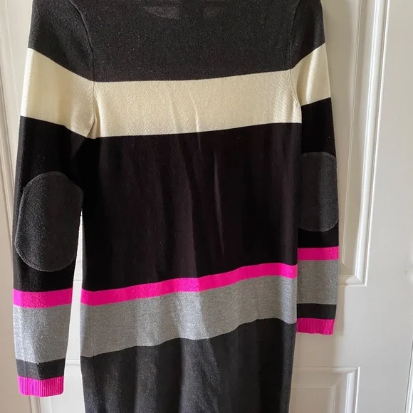 Boutique purchased sweater dress - Picture 2 of 7